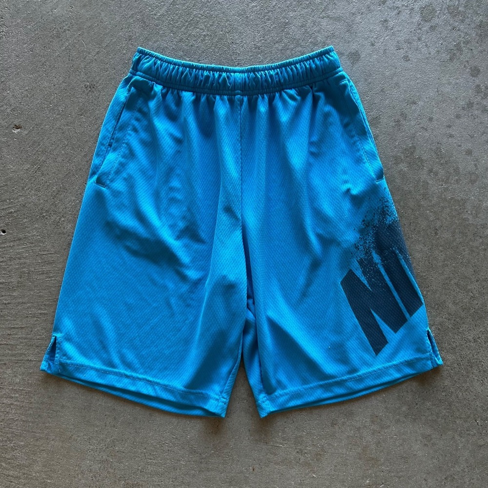 Nike Athletic Shorts Boys XL Blue Dri-Fit Training‎ Mesh Sportswear 893573-482